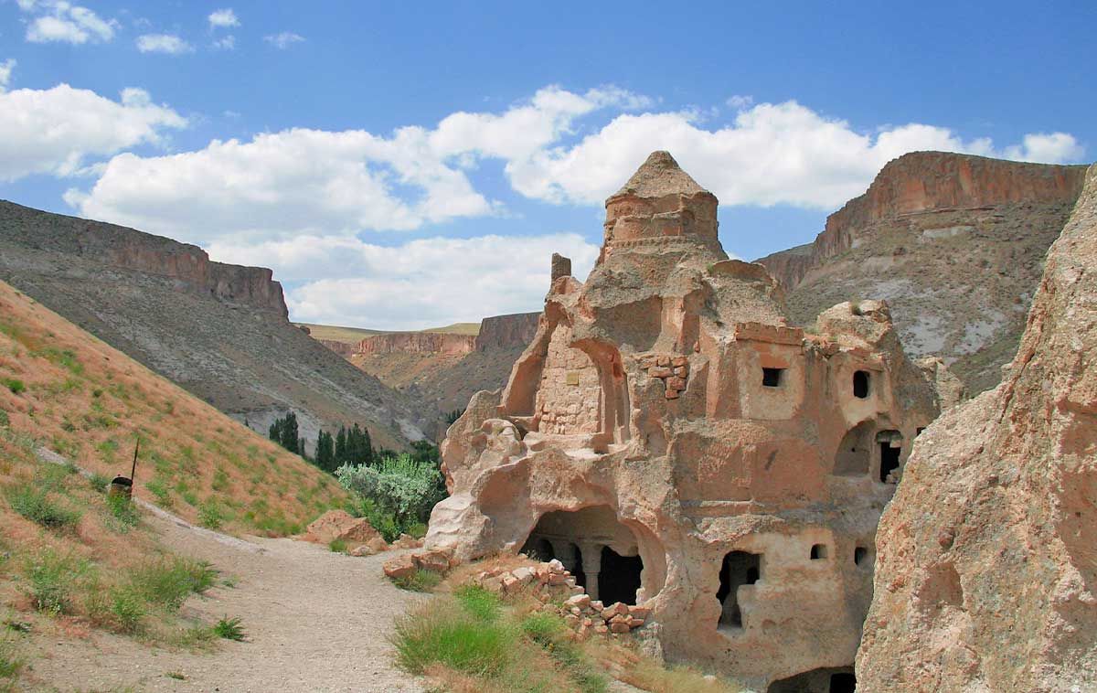 Soğanlı Valley - Cappadocia attraction